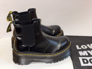 Botas estilo Chelsea de Dr. Martens