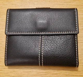 Cartera El Potro Negra Piel a estrenar.