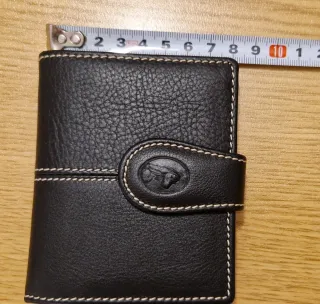 Cartera El Potro Negra Piel a estrenar.