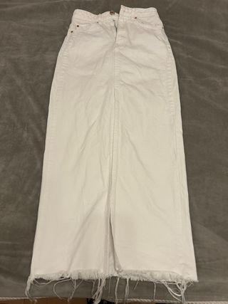 Falda vaquera blanca larga Stradivarius