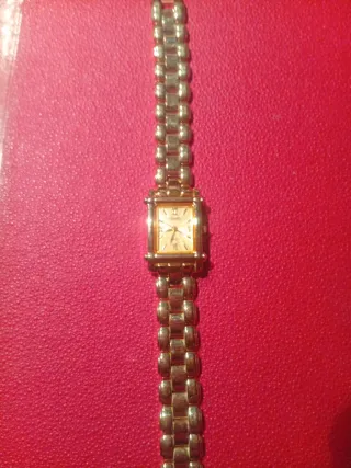 Reloj Duward Dorado Mujer
