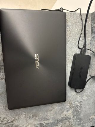Ordenador Portátil Asus Gris y Negro