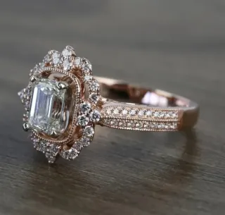 Anillo Oro 18k y Plata Ley Moissanita 1kl