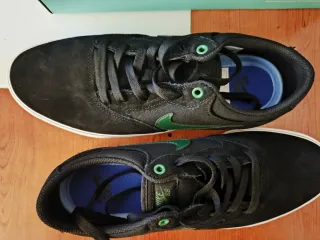 Zapatillas Nike SB Negras y Verdes