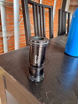 Cuadro Scott Scale 910 ( a reparar eje pedalier )