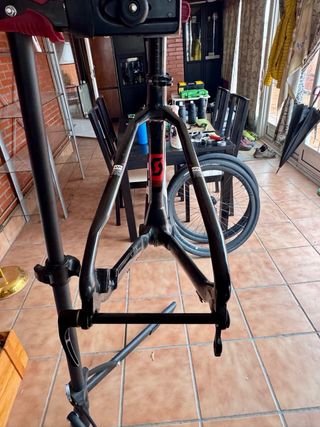 Cuadro Scott Scale 910 ( a reparar eje pedalier )