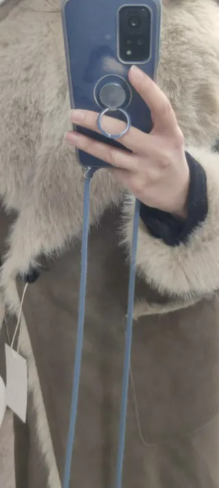 Abrigo largo doble faz efecto pelo. Color Visón