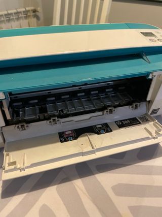 Impresora HP DeskJet 3735