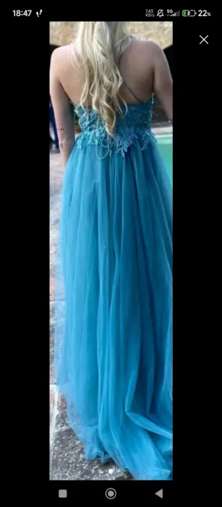 Vestido de ceremonia azul