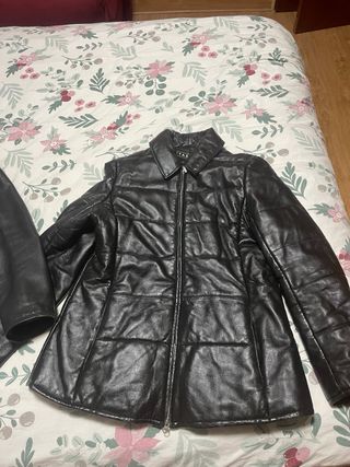 Chaqueta de cuero negra