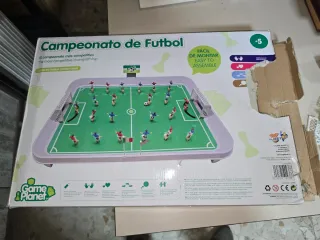 Juego de futbolín de mesa