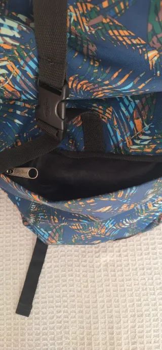 Mochila Roll Up Eastpak Estampada