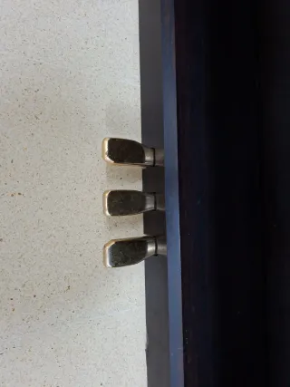 Piano Roland KR-4500