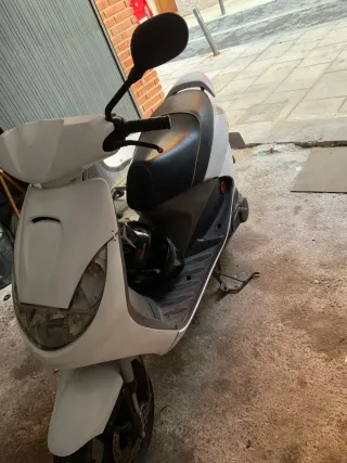 Peugeot Vivacity 50cc