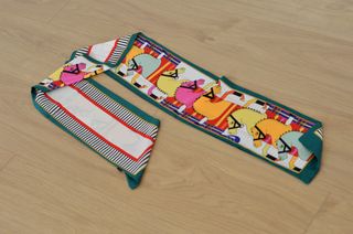 Pañuelo estampado caballos multicolor