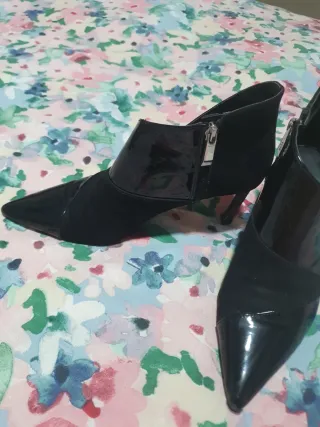 Botín Zara Negro Tacón Punta