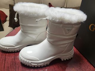 Botas Guess charol blancas talla 41
