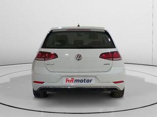 Volkswagen Golf Advance