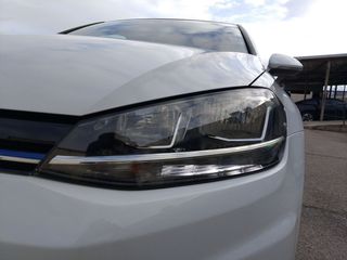 Volkswagen Golf Advance