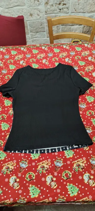 Maglietta donna fantasia geometrica