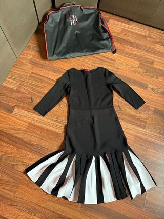 Vestido Carolina Herrera Punto Negro y Blanco