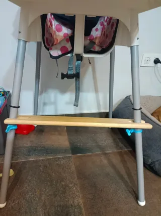 Reposapiés madera trona