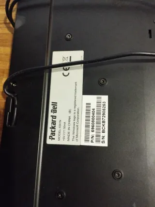 Lote 3 Teclados PS/2 Benq, Logitech, Packard Bell