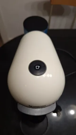 Cafetera Nespresso Vertuo Blanca