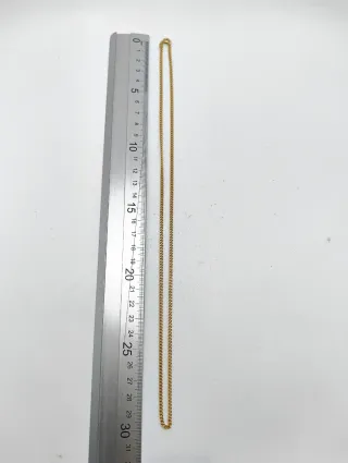 Cadena fina plana oro 18kt eslabón macizo