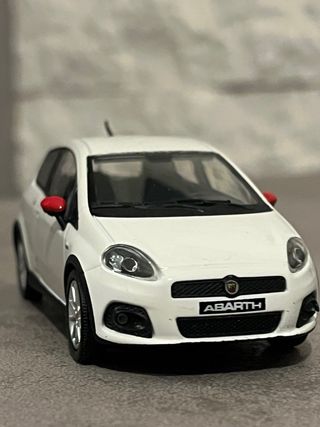Fiat Punto Abarth 1:43