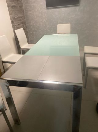 Conjunto Mesa de cristal, patas acero + 6 sillas