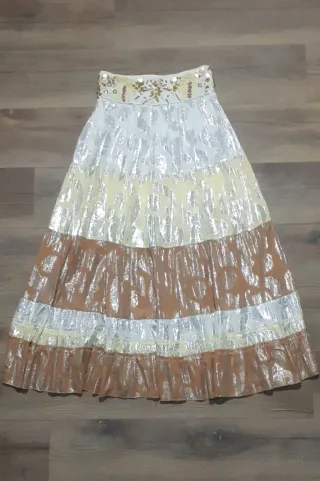 Falda larga volantes lentejuelas estampado