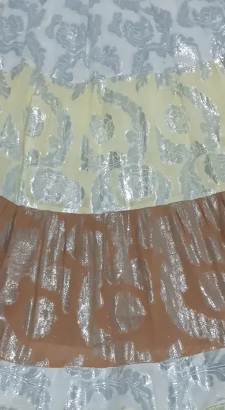 Falda larga volantes lentejuelas estampado