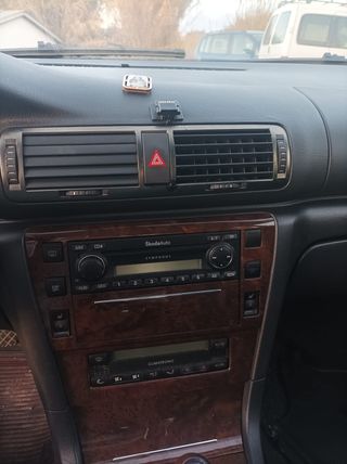 Coche para piezas o cambiar cadena de distribución