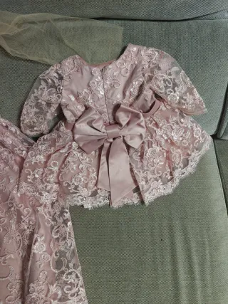 Vestidos de encaje rosa para bebé y niña
