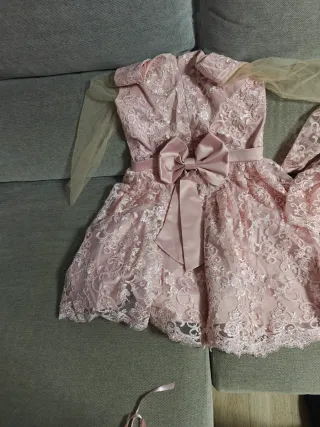 Vestidos de encaje rosa para bebé y niña
