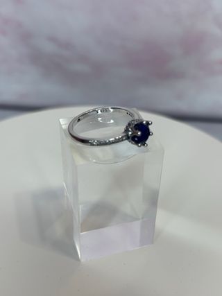 Anillo Vagner Plata con Zafiro Azul