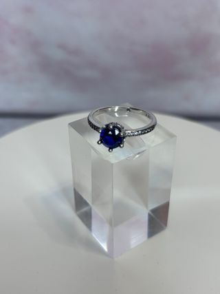 Anillo Vagner Plata con Zafiro Azul