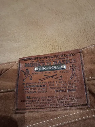 Pantalón vintage de ante  marrón marca Individual