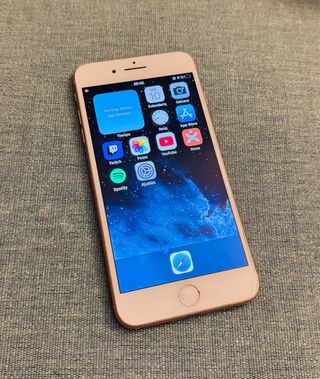 iPhone 8 Plus Dorado