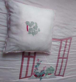 Edredón de seda pintado a mano. Cama 150cm