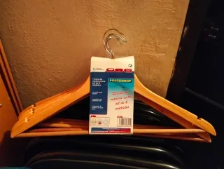 Set 6 Perchas Madera Recta PROTENROP