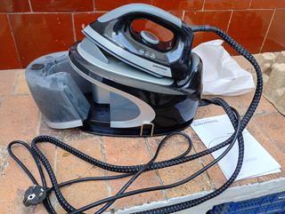 Centro de planchado Grundig SIS 7040