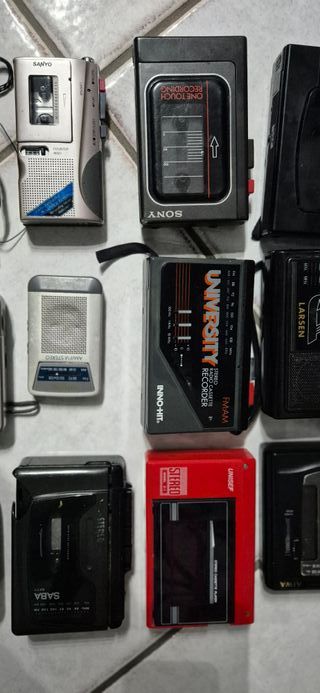 Lotto Walkman Mangianastri e Radio