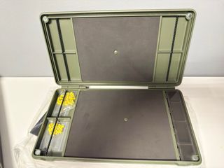 Caja de bajos RidgeMonkey Armoury Rig Box