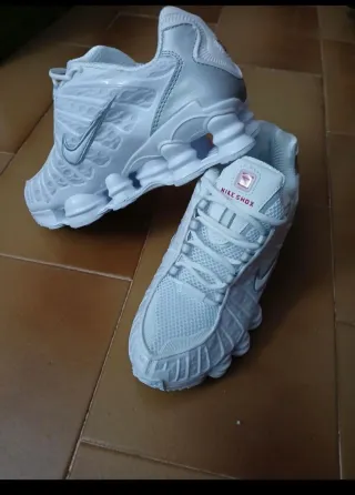 Nike Shox TL Plata y Blanco