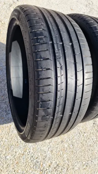 Neumáticos 275/35/22