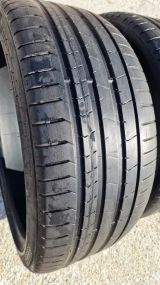 Neumáticos 275/35/22
