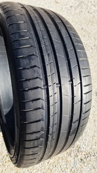 Neumáticos 275/35/22