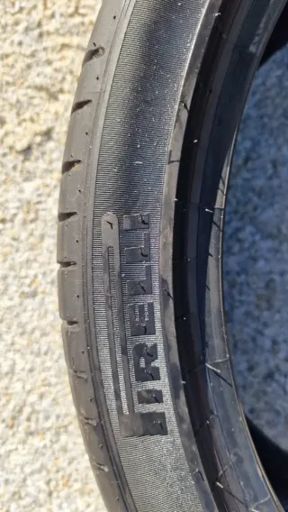 Neumáticos 275/35/22
